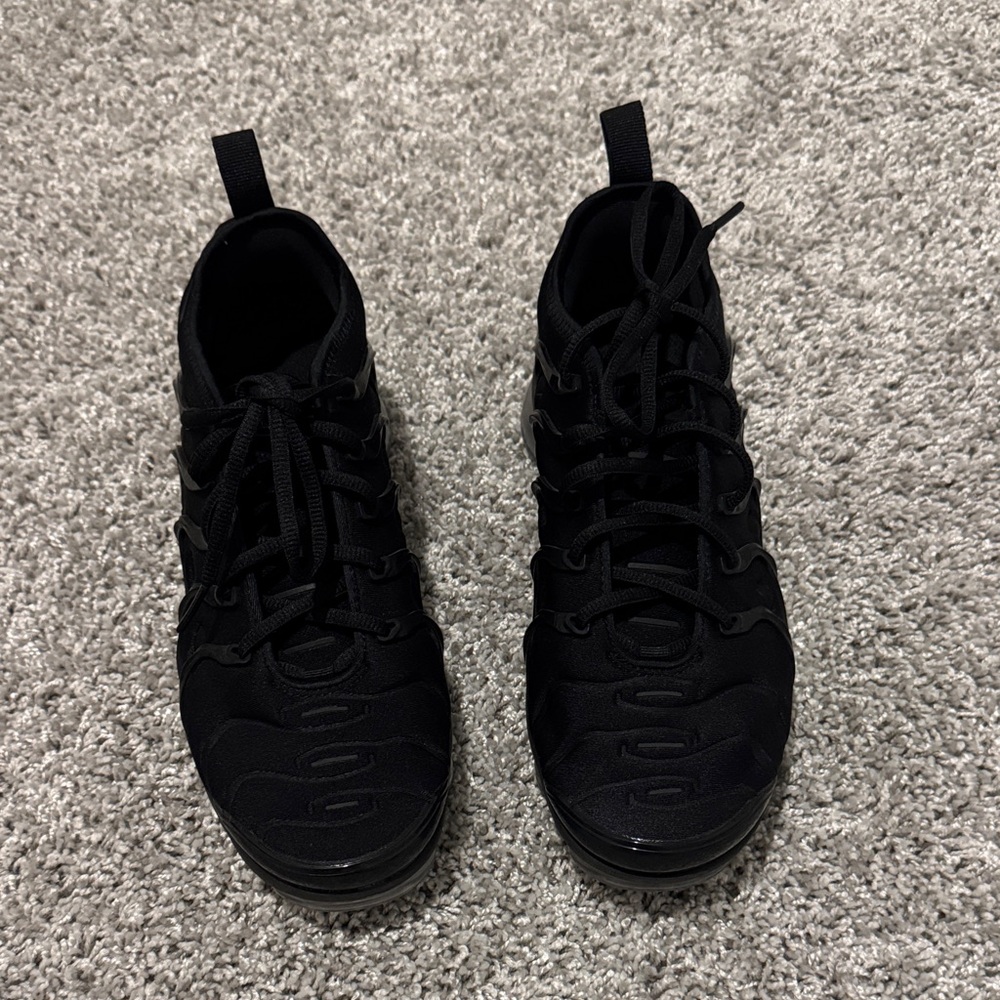 Womens vapor max Black Athletic Shoes